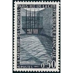 n°1381 0F50 Monument des déportés