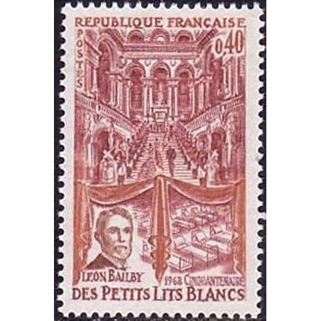 n°1575 0F40 Bal des petits lits blancs