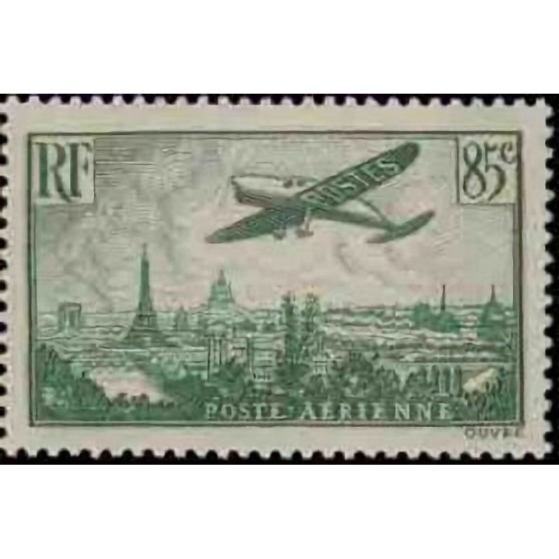 85c. avion survolant Paris