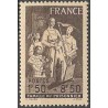 n°585 1F50c+8F50c. Famille du prisonnier
