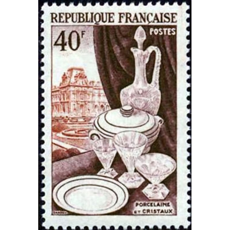 n°972 40F.Le Louvre